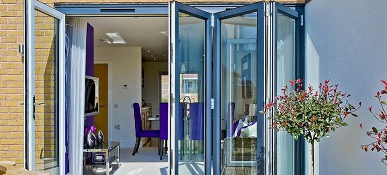 Commercial Door Glass Repair in Gainesville, FL