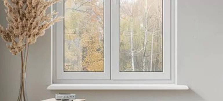 Vinyl Window Stool in Gainesville, FL